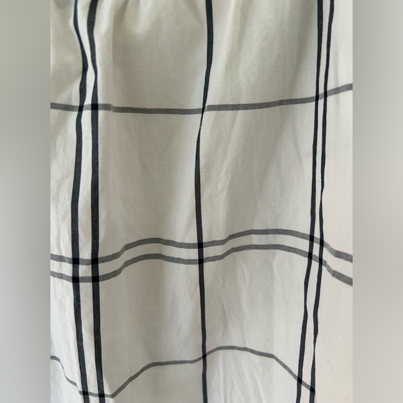 A&F Plaid Off the Shoulder Blouse 
Size: Small
NWOT - Picture 9 of 11